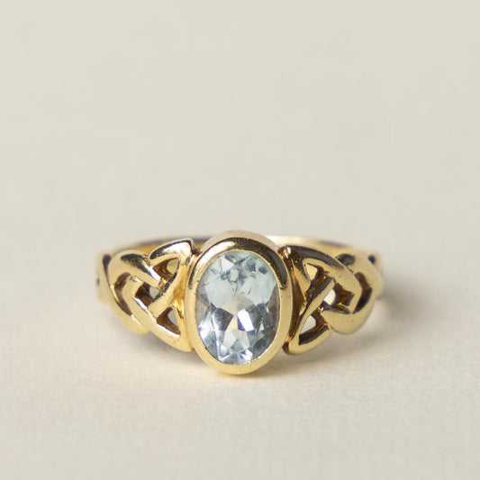 9ct aquamarine bezel set