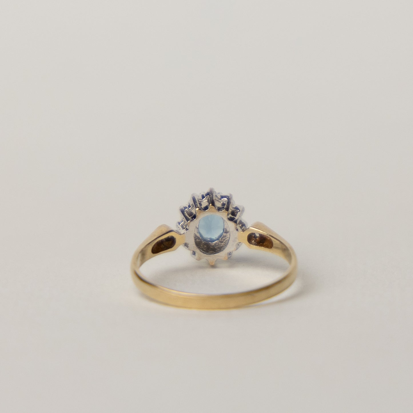 9 carat gold aquamarine diamond cluster ring