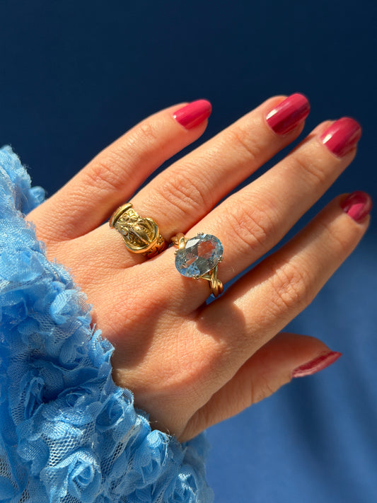 Edwardian 18ct buckle ring