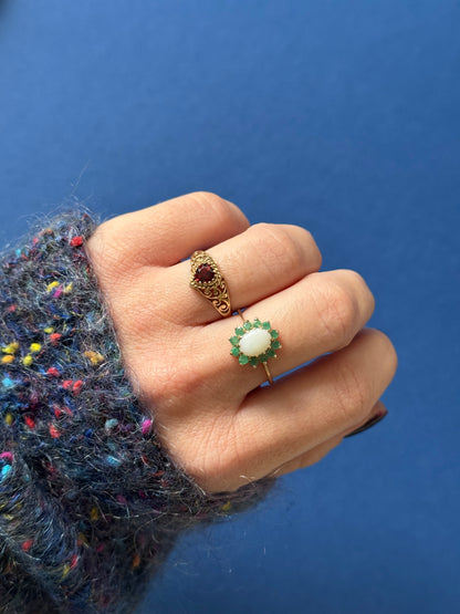 9ct garnet heart ring