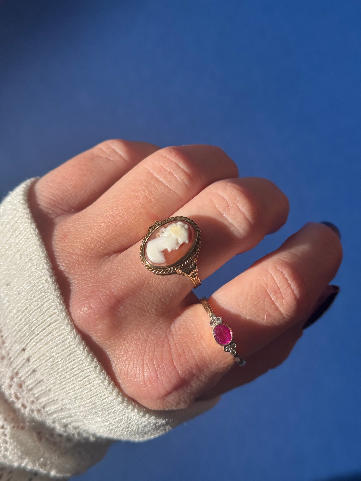 9ct ruby & diamond solitaire