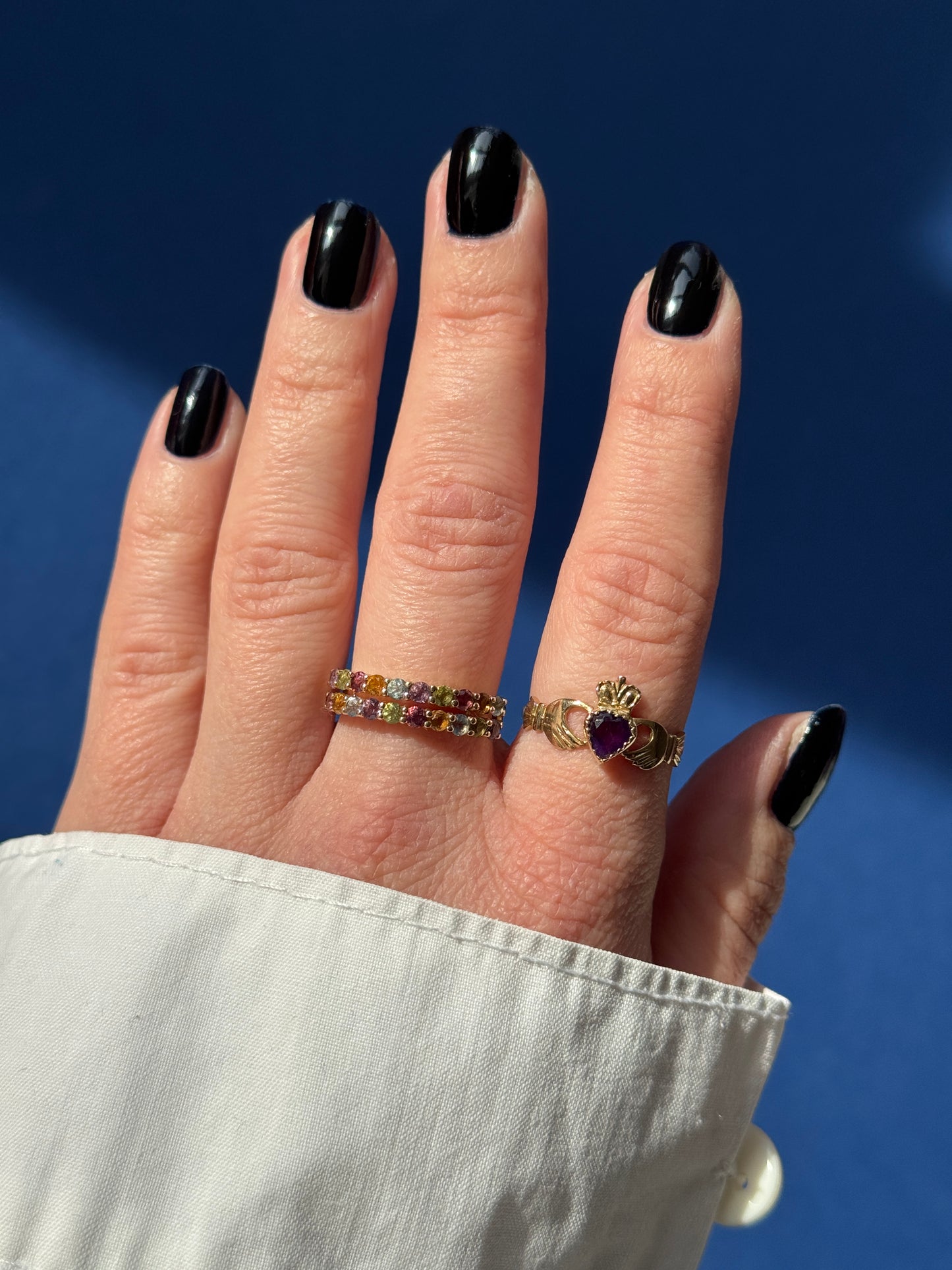 9ct claddagh amethyst ring