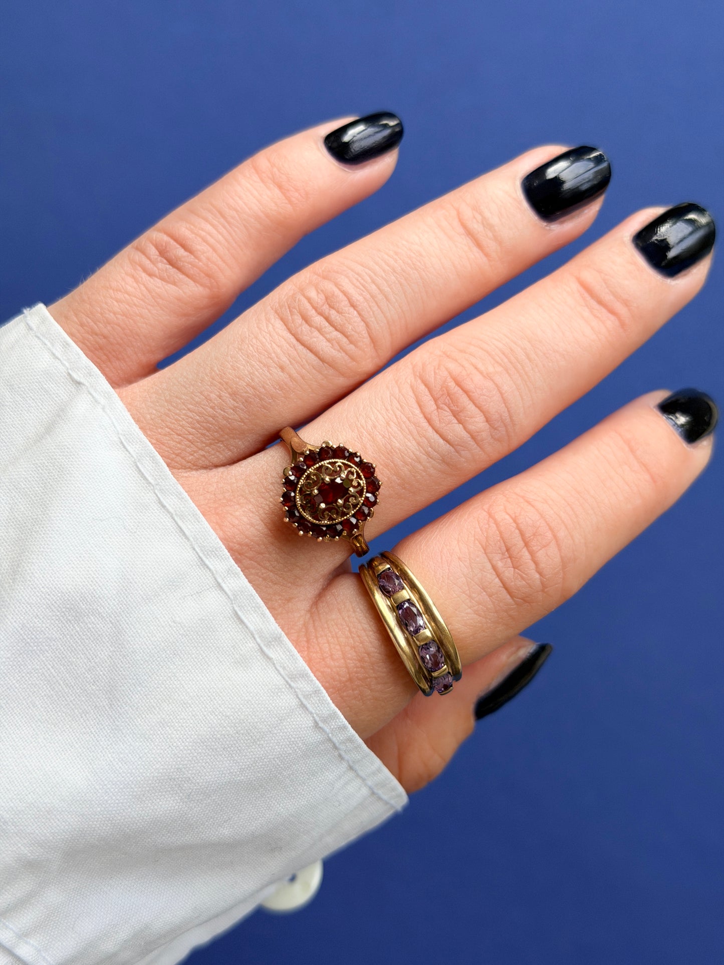9ct garnet cluster ring