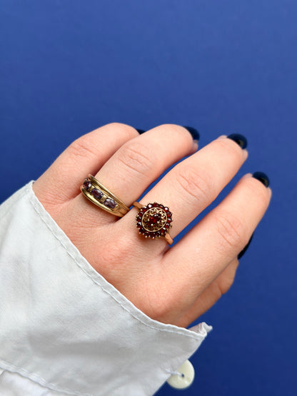 9ct garnet cluster ring