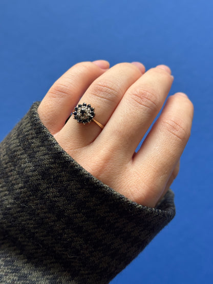 9ct sapphire diamond cluster