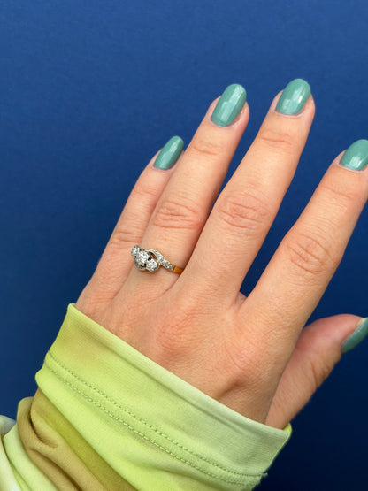 antique 18ct diamond trilogy ring