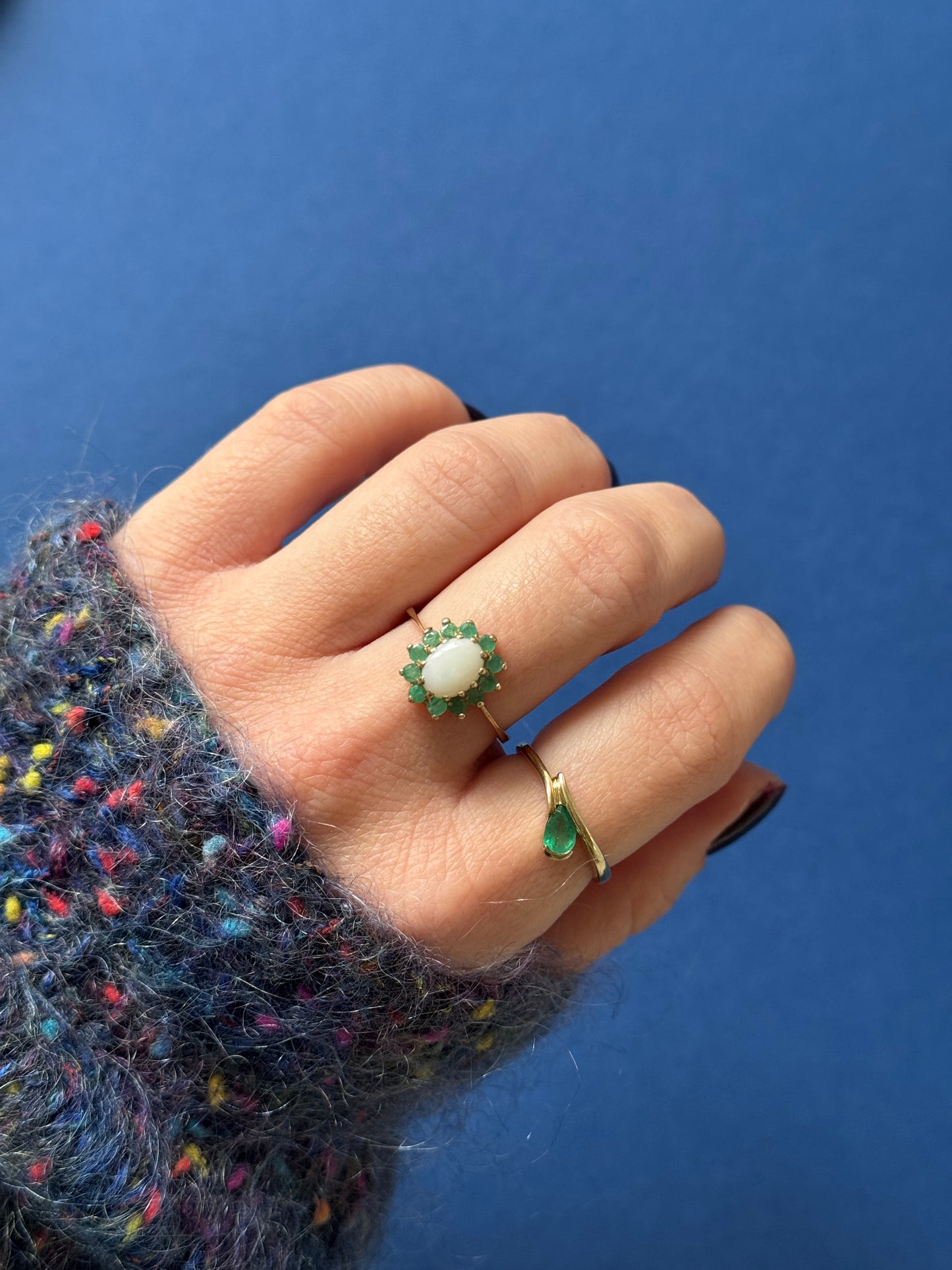 9ct opal emerald cluster