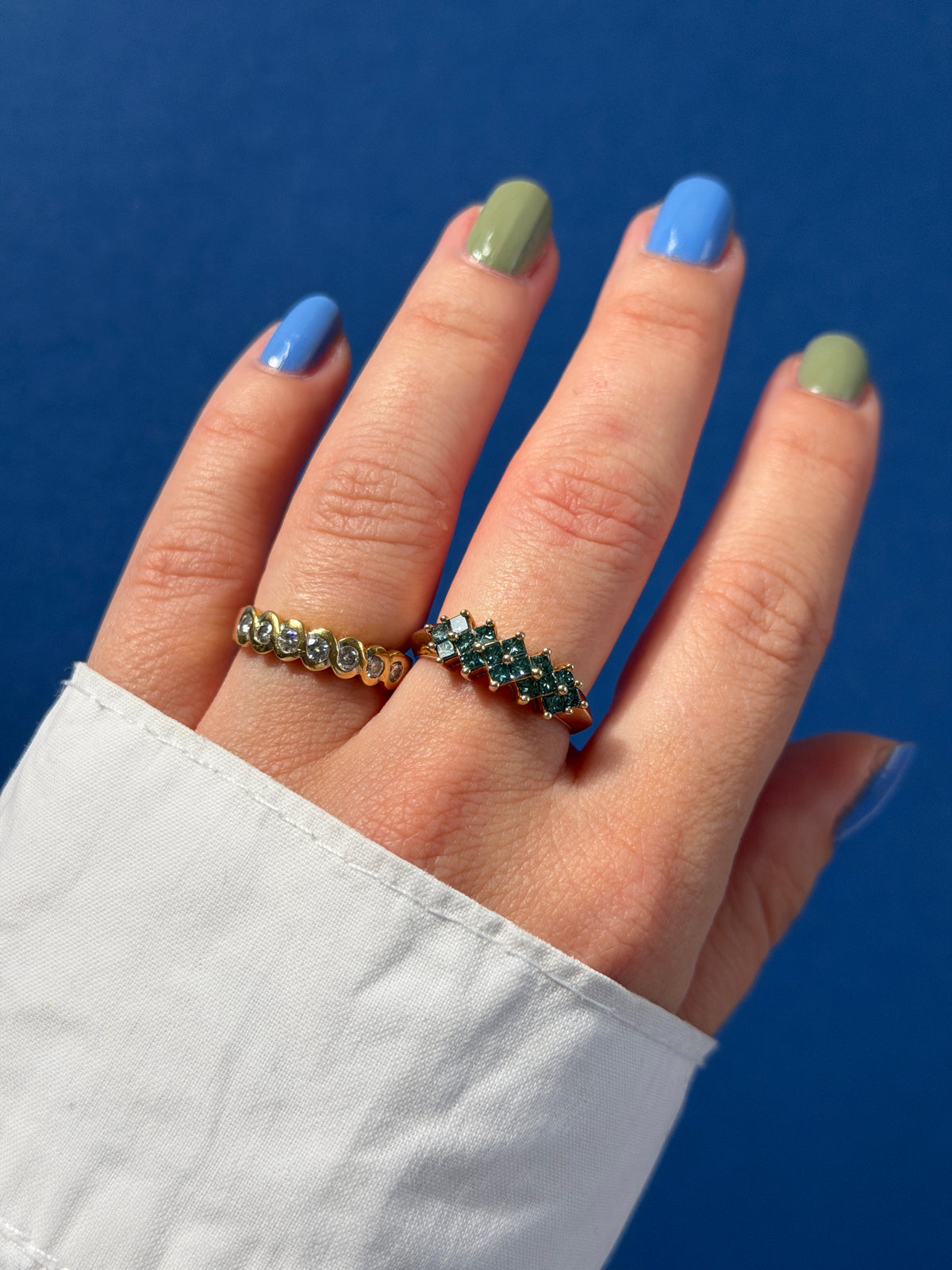 14ct blue diamond cluster ring