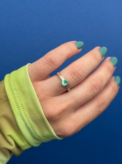 10ct emerald & diamond ring