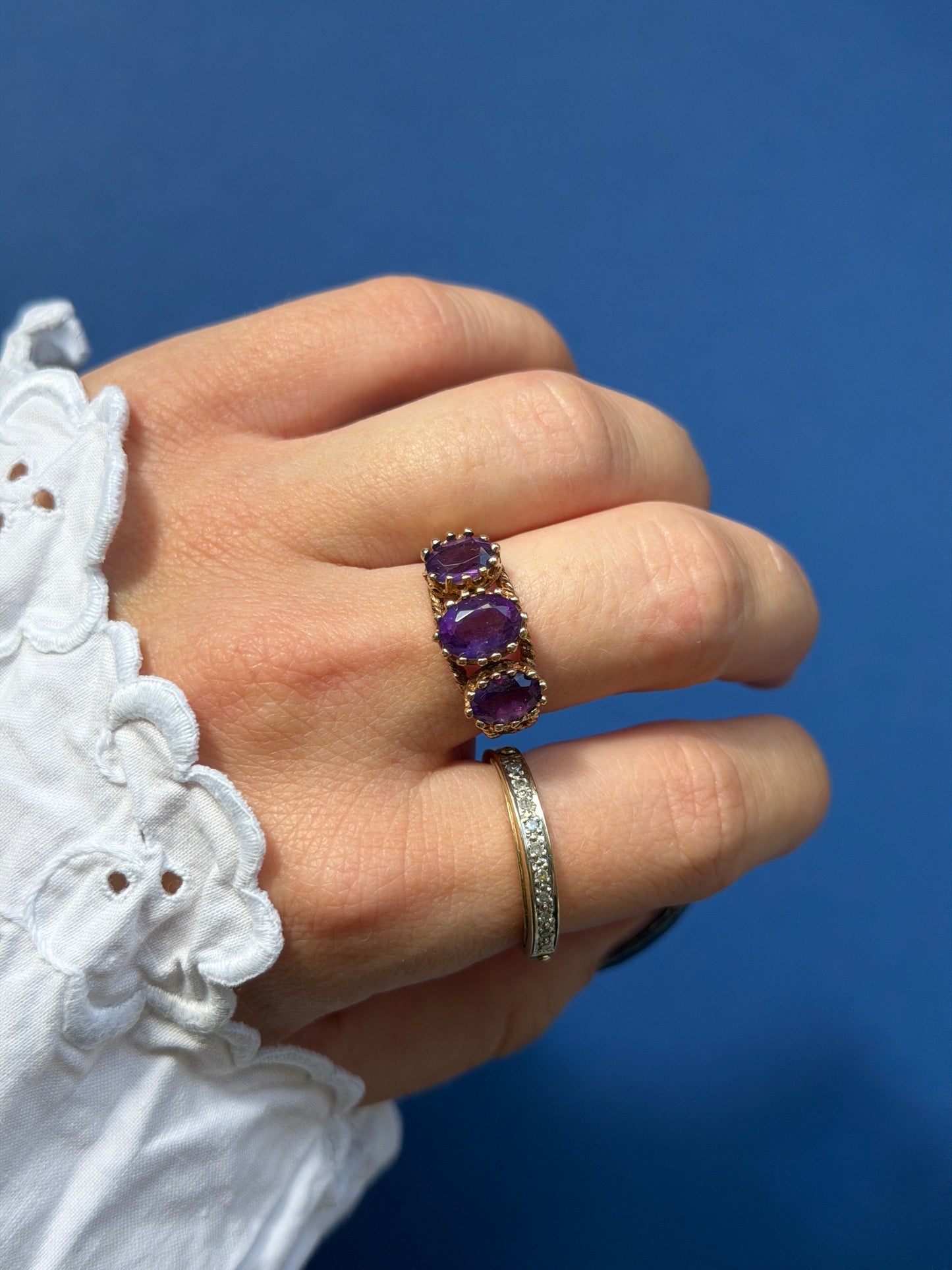 9ct amethyst trilogy ring