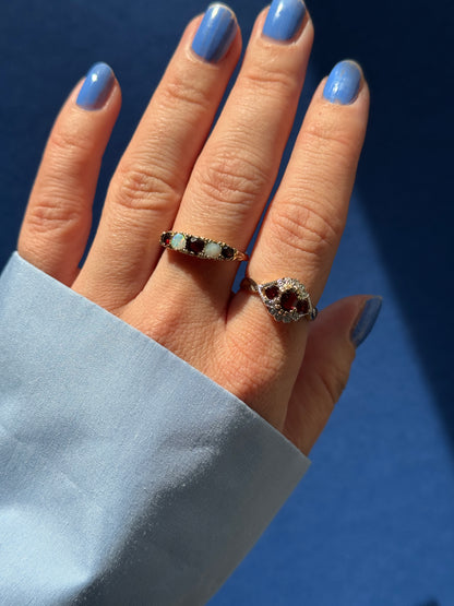 9ct opal & garnet boat
