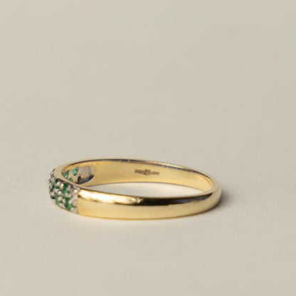 9ct emerald & diamond band ring