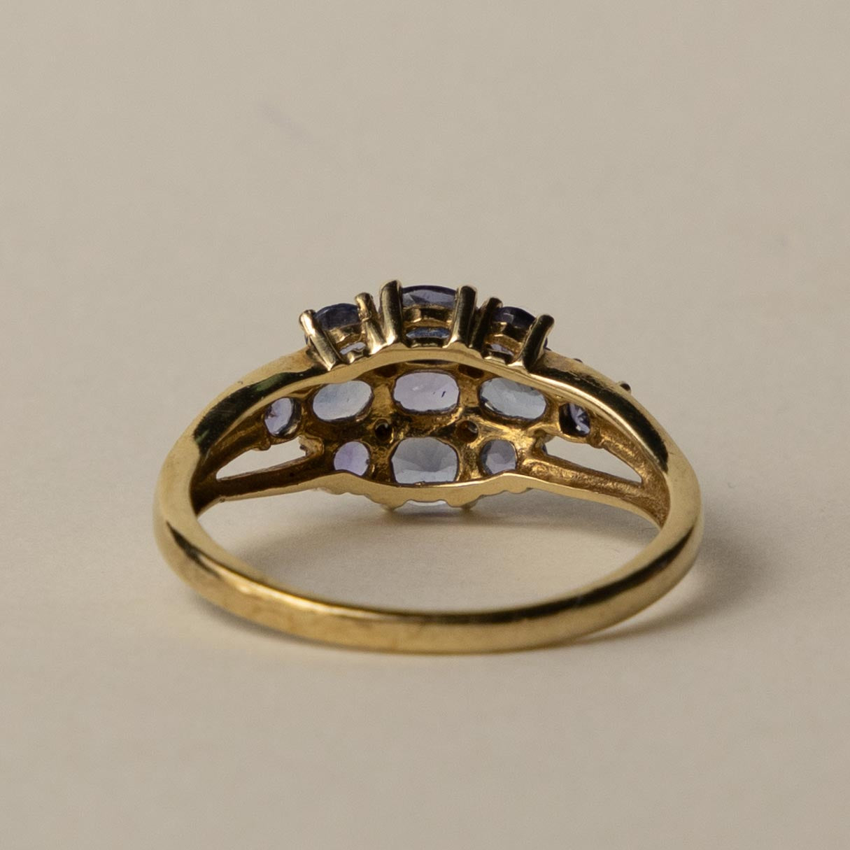 9ct tanzanite diamond cluster ring