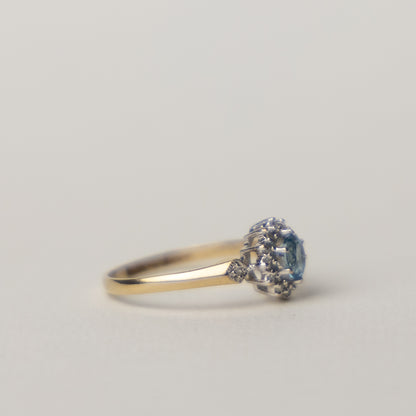 9 carat gold topaz cluster ring