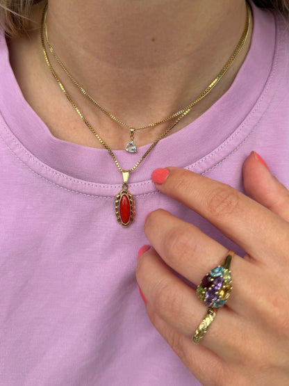 14ct coral pendant