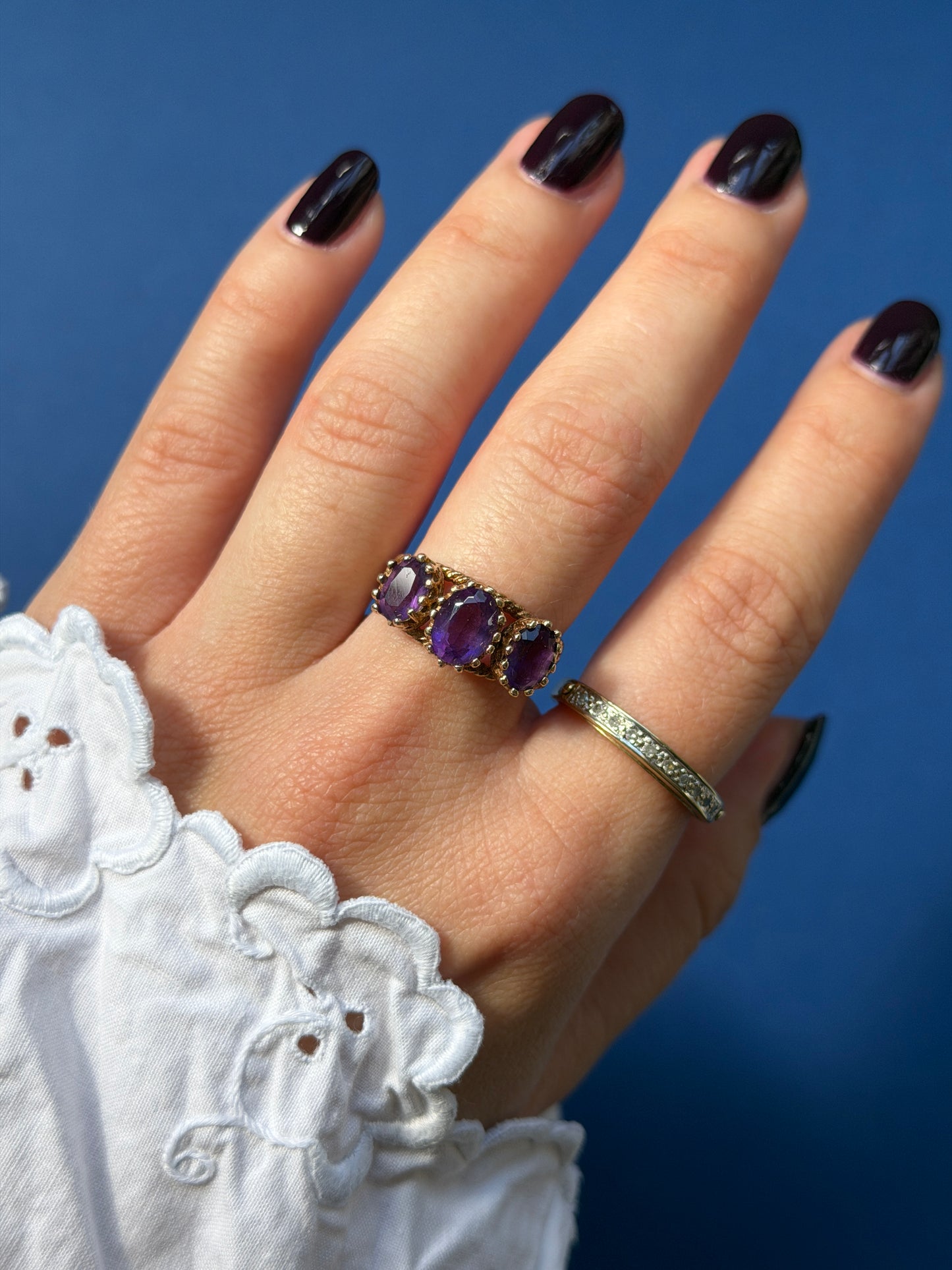 9ct amethyst trilogy ring