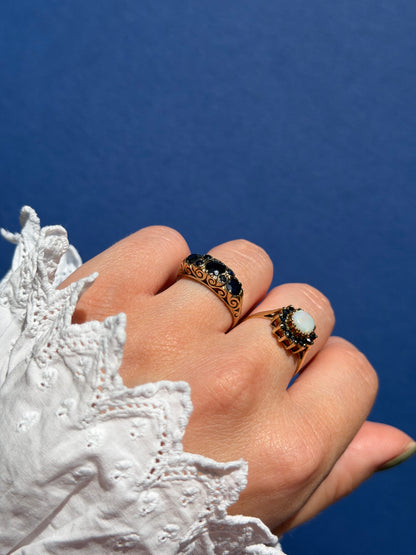 9ct sapphire boat ring