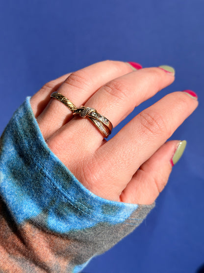 14ct patterned band ring