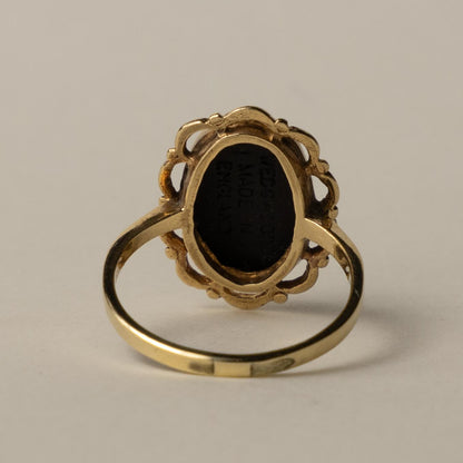 9ct Wedgewood cameo ring