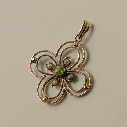 9ct Art Nouveau clover pendant