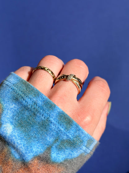 14ct patterned band ring