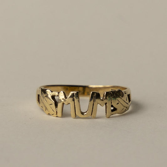 9ct 'MUM' band ring