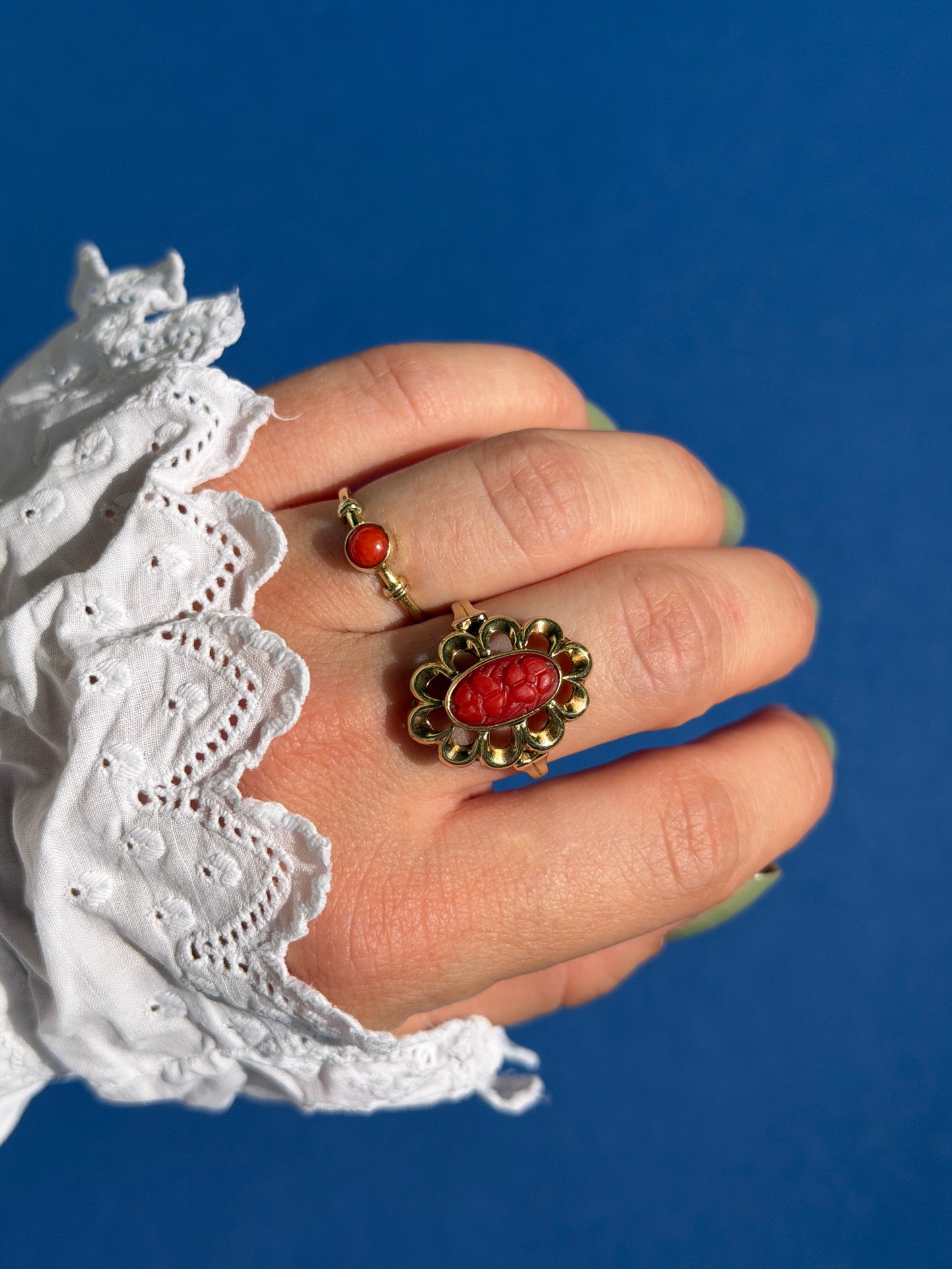 14ct coral band ring
