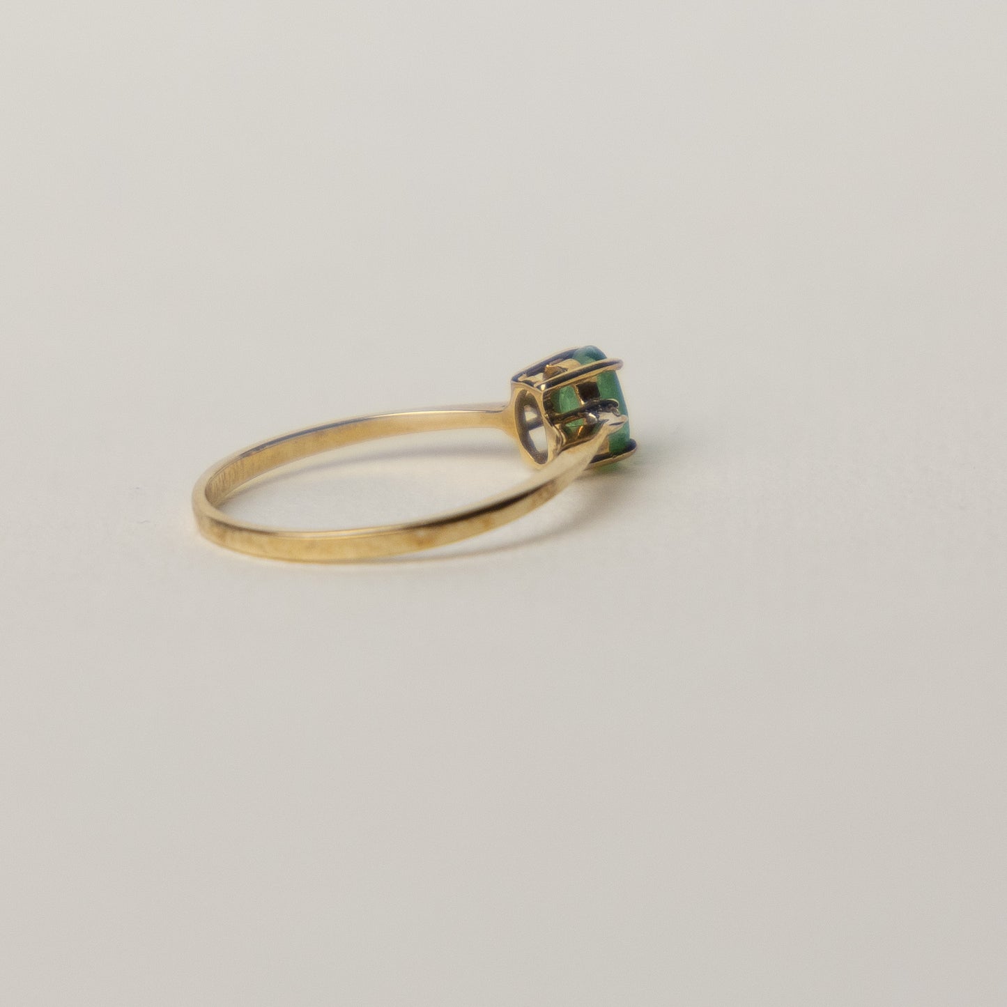 8 carat gold ring smaragd diamond