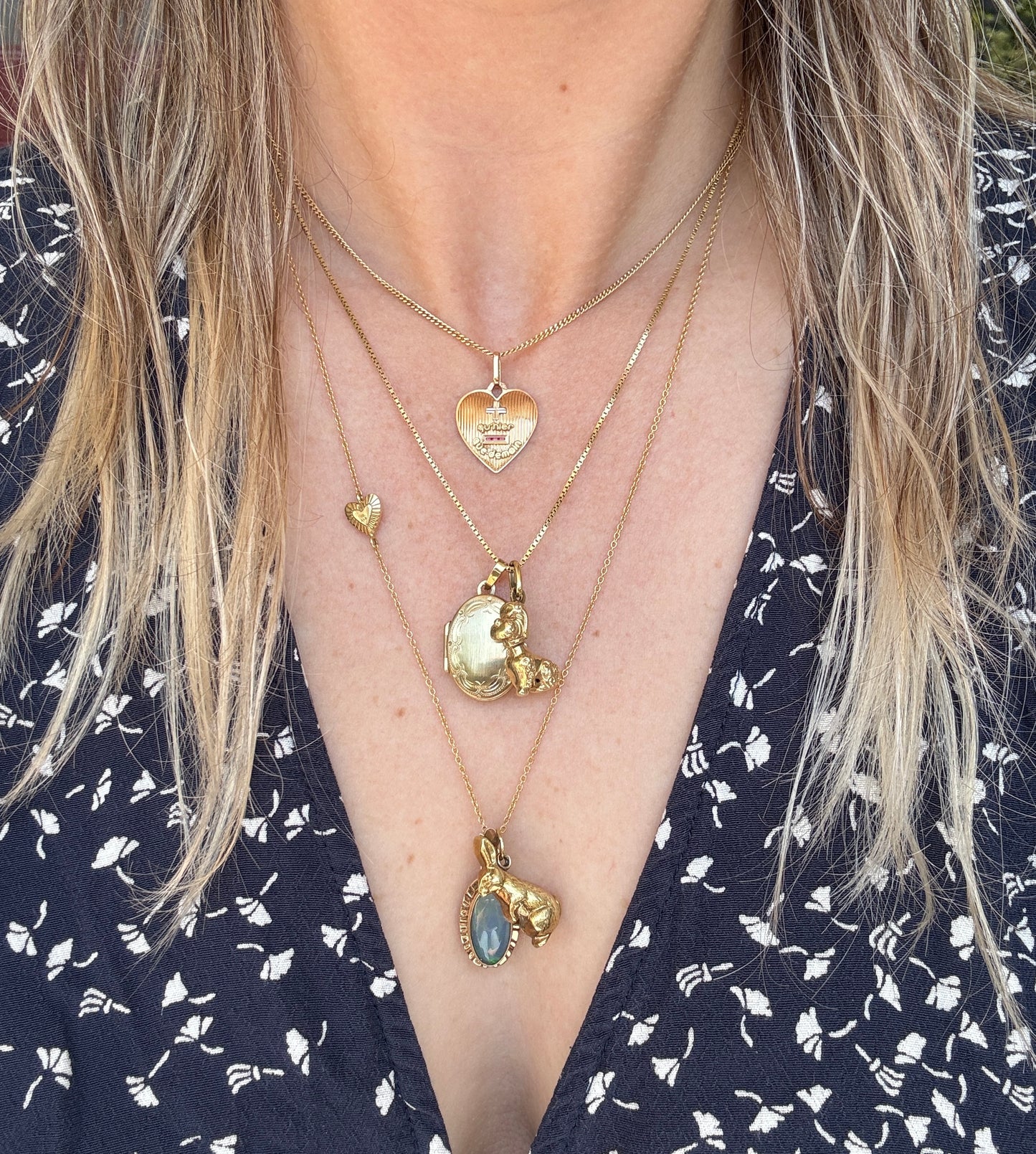 18 carat Augis love pendant