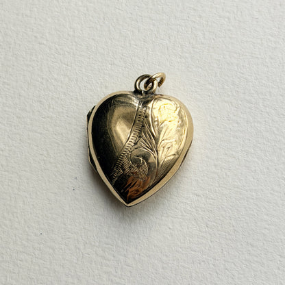 antique 9ct engraved heart locket