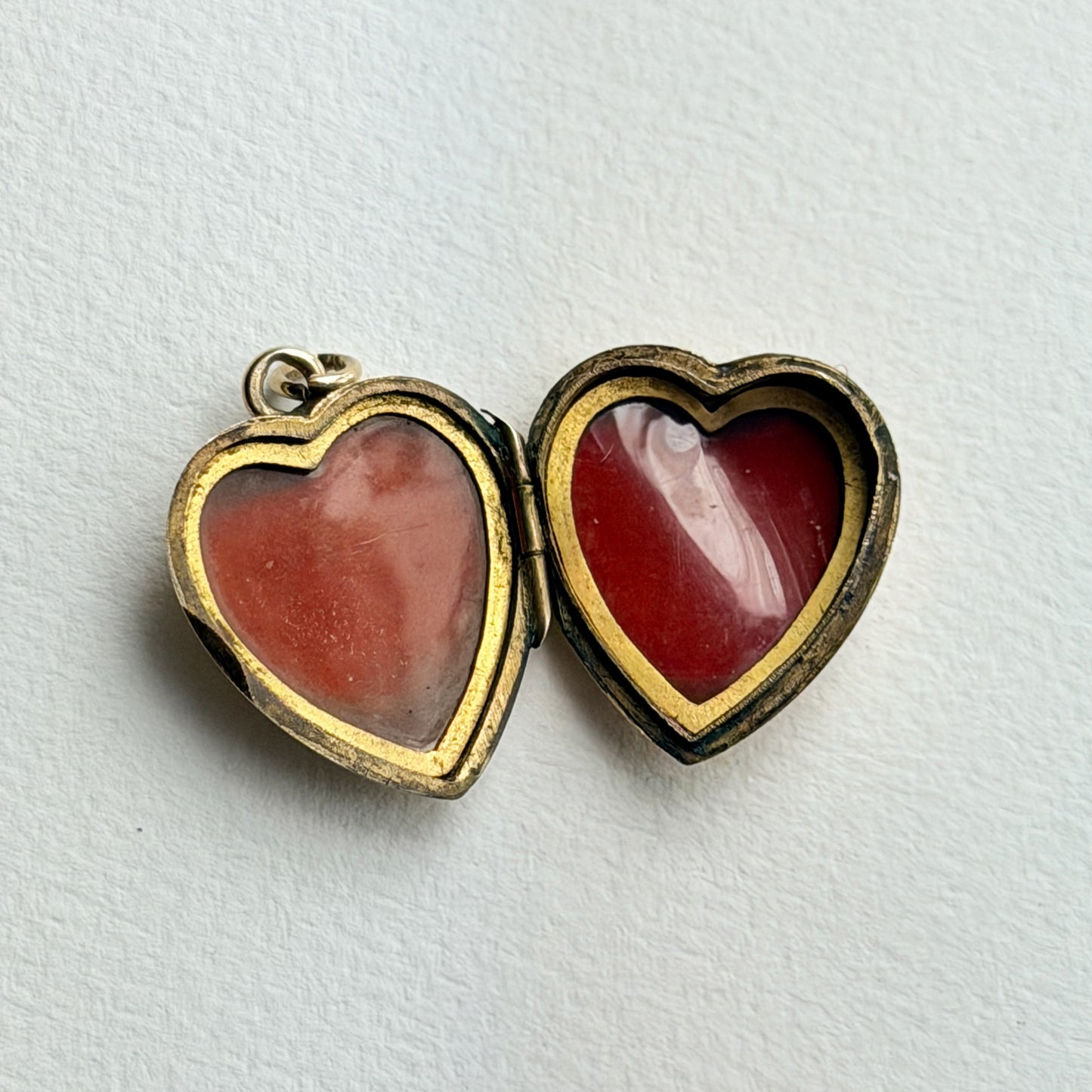 antique 9ct engraved heart locket