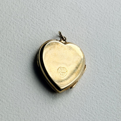 antique 9ct star engraved heart