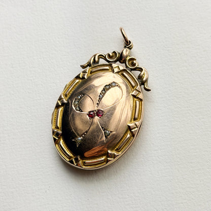 antique 9ct Victorian era pendant
